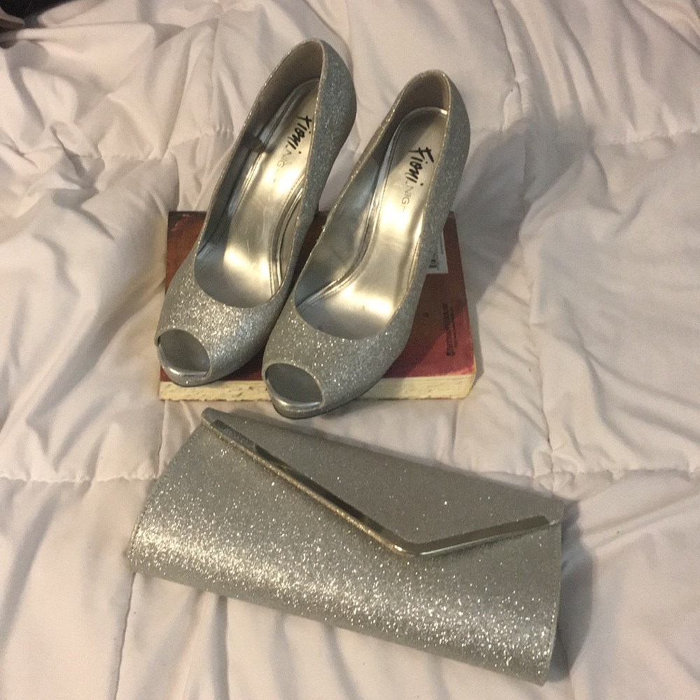 Sparkly heels and clutch